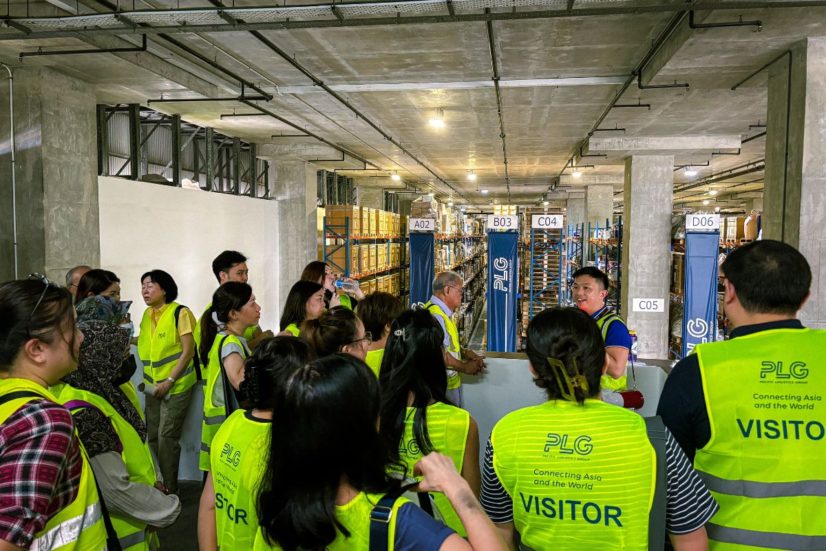 Singapore Insurance Institute and PLG warehouse visit